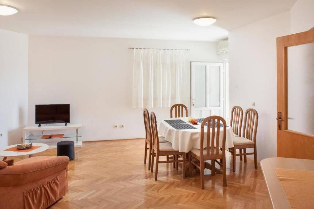 Apartment Matilda Makarska Eksteriør bilde